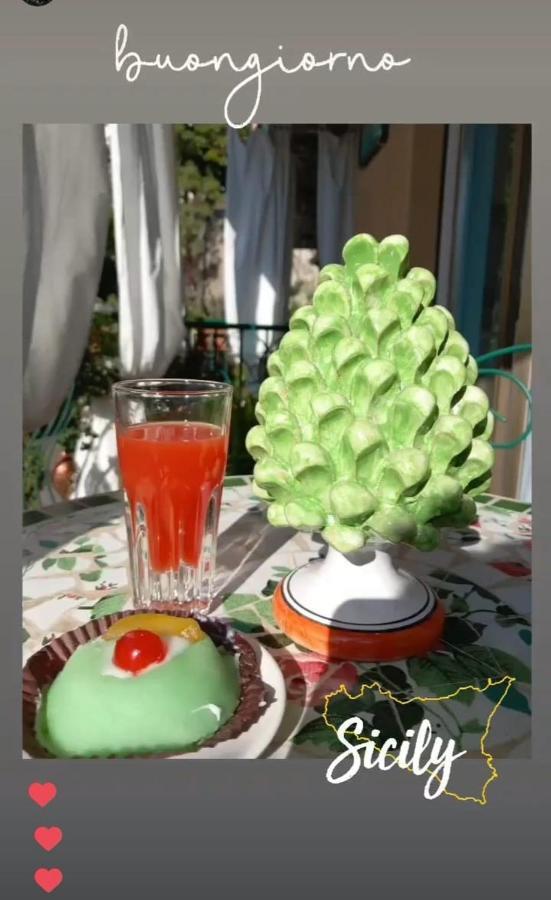 Bed And Breakfast Rosangela Taormina Exterior photo