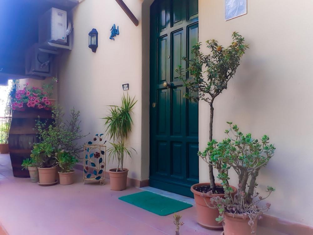 Bed And Breakfast Rosangela Taormina Exterior photo