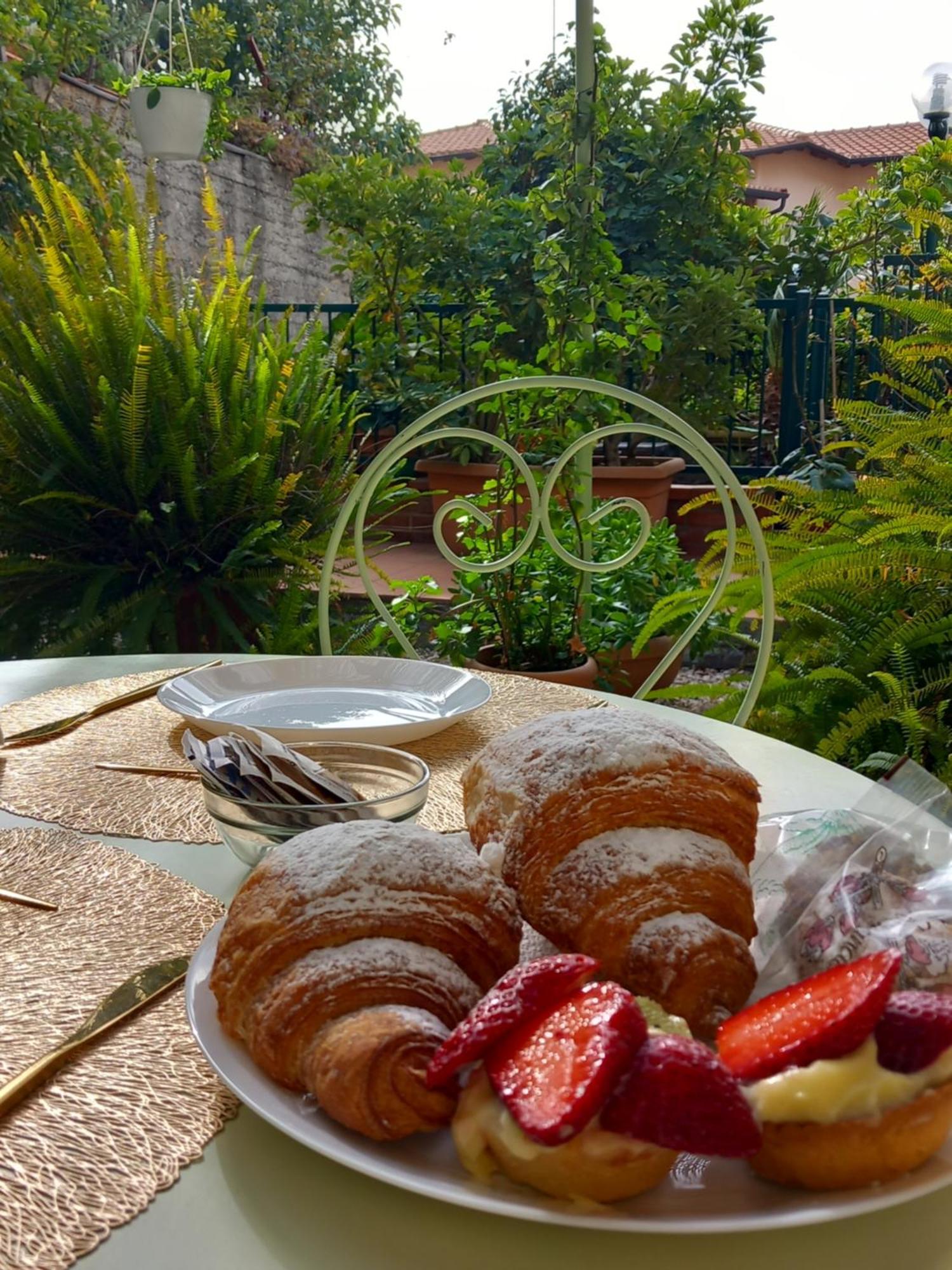 Bed And Breakfast Rosangela Taormina Exterior photo
